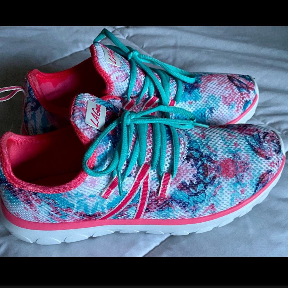 LA GEAR WOMENS TIE DYE SHOES SIZE 10 - Worn Once EUC